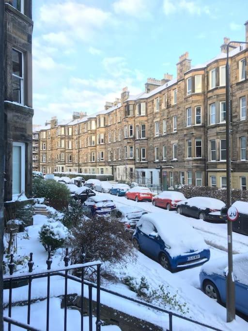 דירות אדינבורו Holyrood Park: Lush & Arty 2 Double Bed Flat מראה חיצוני תמונה